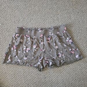Ardene High Waist Gray and Pink Floral Shorts